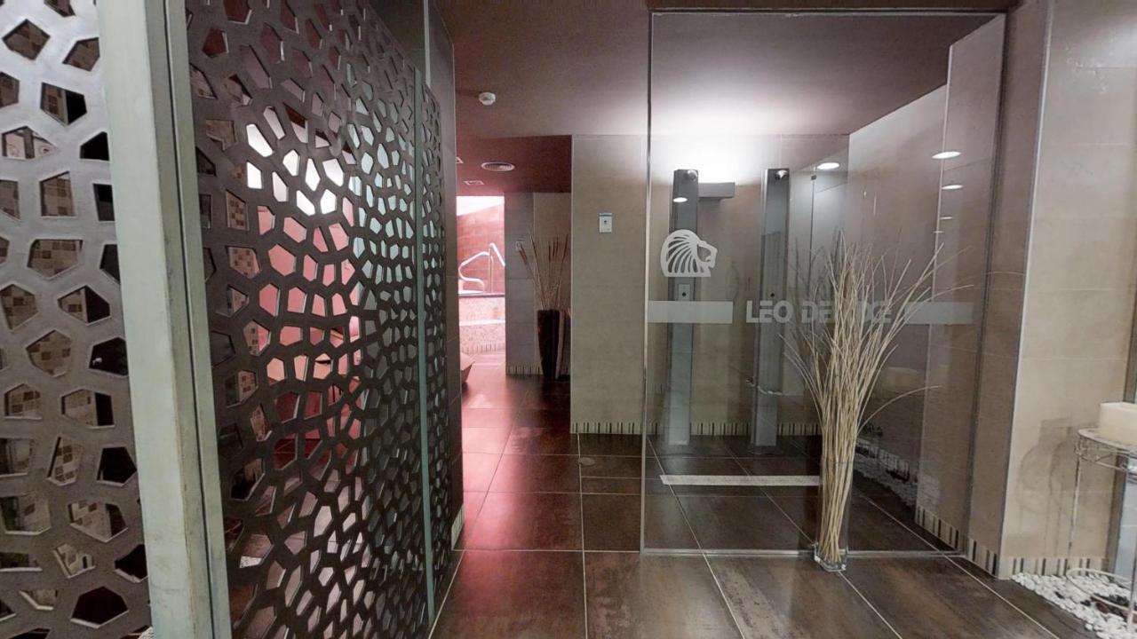 Leo Deluxe Punta Umbria (Adults Only) Apartment Exterior foto